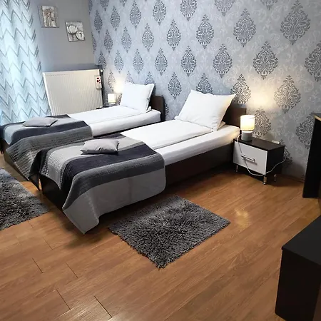 Casa Mais Brasov Guesthouse With Free Parking-3